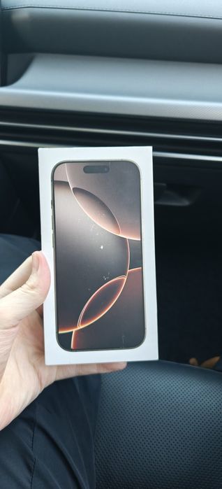 iPhone 16 pro на гарантии