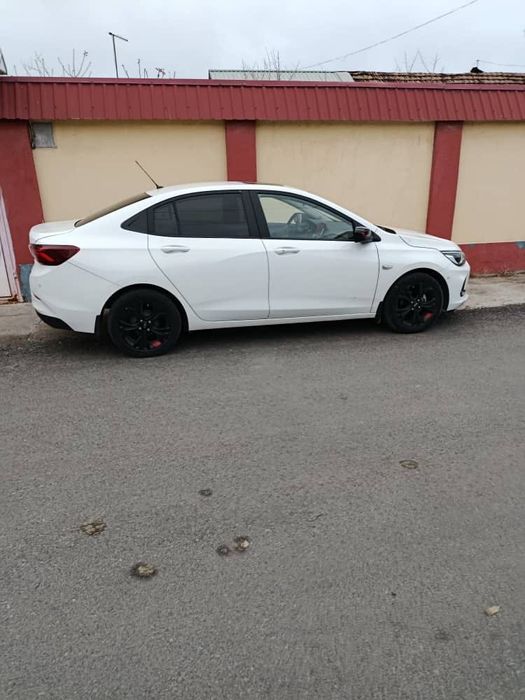 Onix redline(1,2 turbo AT) автомат, 6 позиция