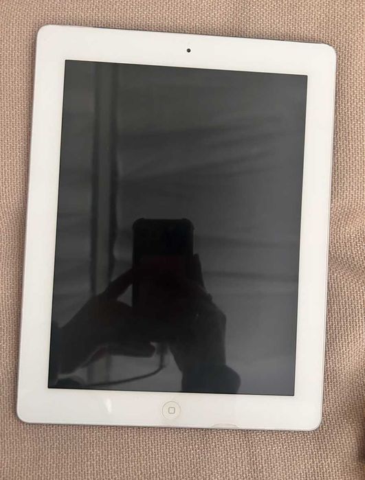 Negotiable price Ipad for y2k aesthetic photos model A1460 free case