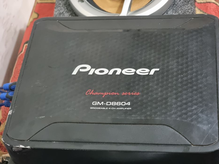 Усилитель Pioneer GM-D8604