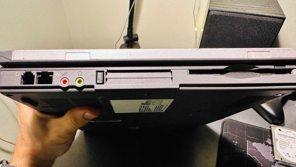 Laptop vintage Acer Aspire 1310 Athlon XP Barton