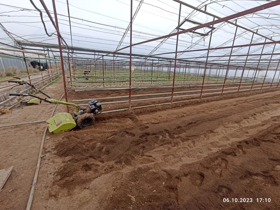 Мотоблок мощность  6 лошадиных сил