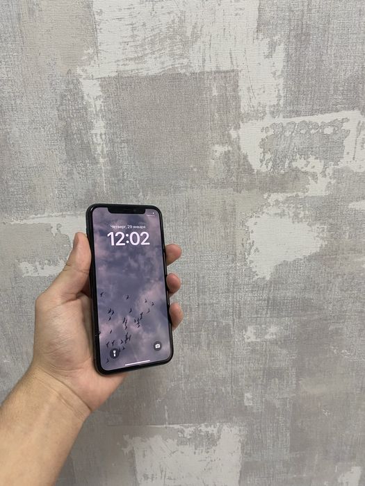 Продам Айфон 11 про