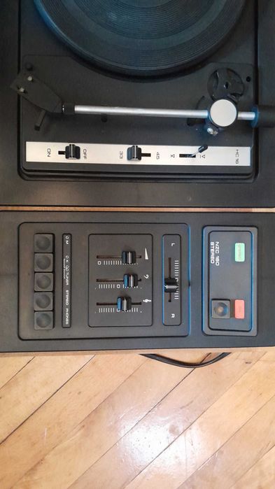 Pickup Tesla NZC 180 stereo