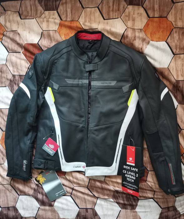 2 броя Кожени якета за мотор Merlin Luna "Airbag Ready"