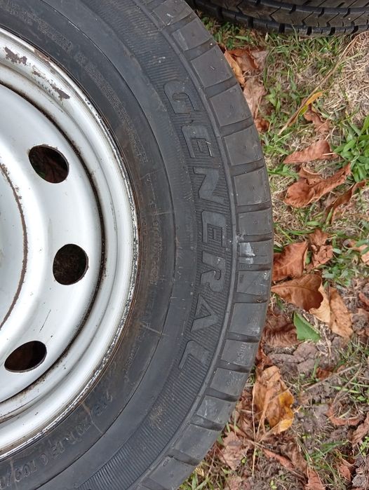 Ducato,Boxer,Jumper 215/70 R15 C