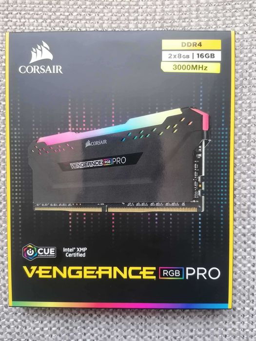 Memorie Corsair Vengeance RGB PRO 16GB DDR4 3000MHz CL16 Dual Channel Kit (NOU-SIGILAT)