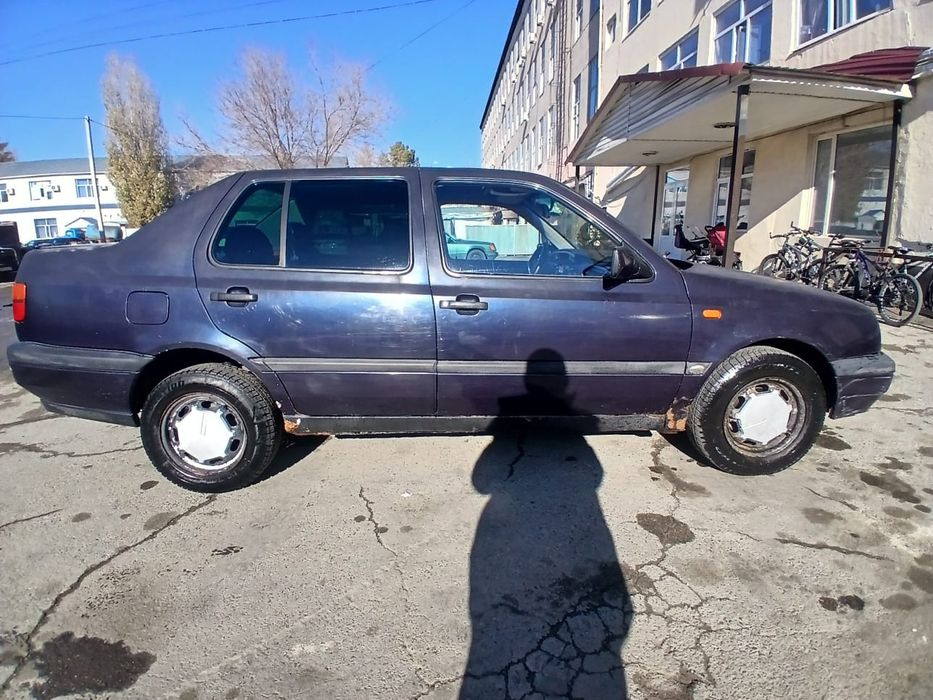 Продам автомобиль Фольксваген Венто