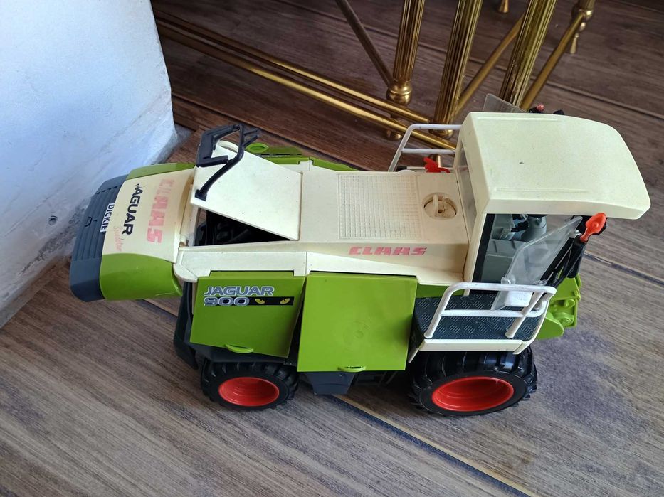Комбайн CLAAS Jaguar 900 Умален Модел Голяма Играчка