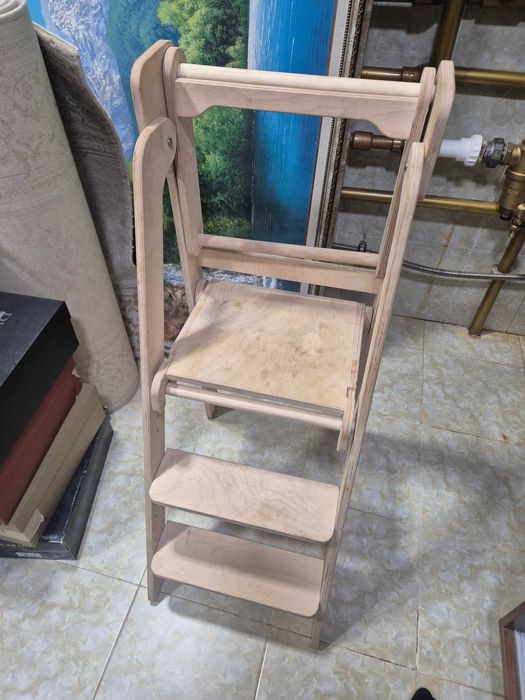 Помощник башня Монтессори