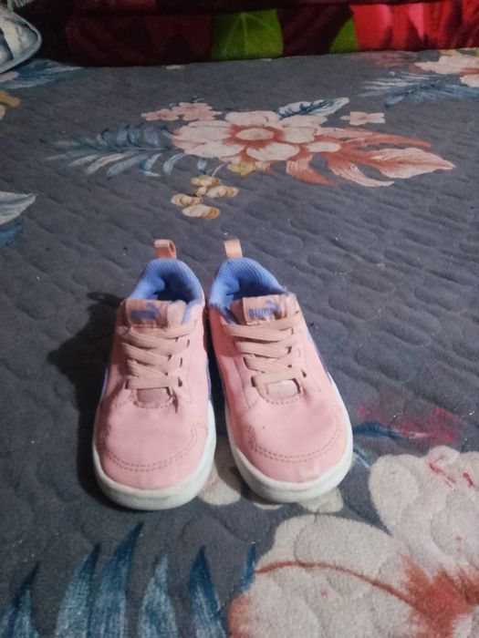 Adidasi puma de copi