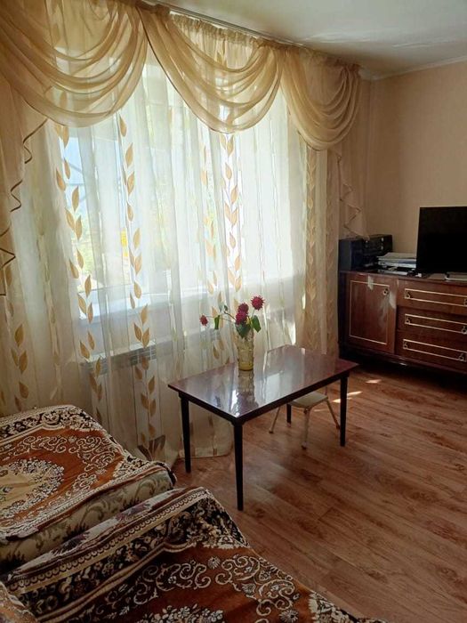 Продаётся дом в центре города.