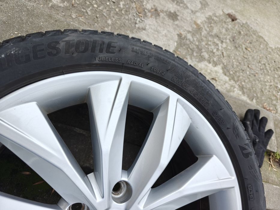 Schimb jante R17 cu R16