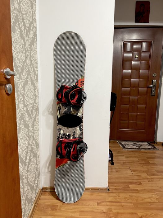 Placa snowboard 154 cm head  cu legaturi burton