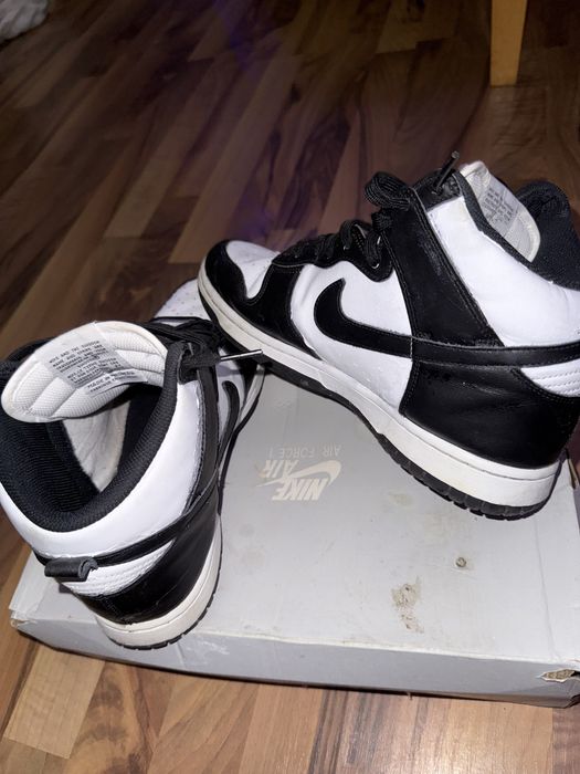 Nike dunk Panda Mid
