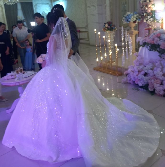 Свадебное платье