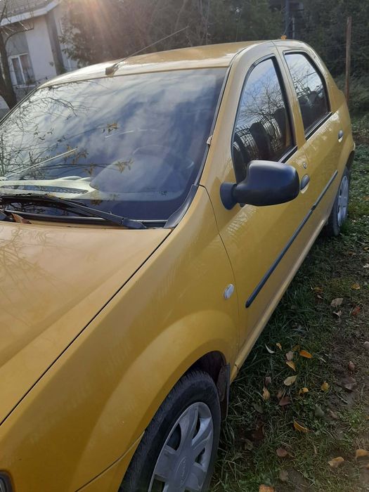Vând dacia Logan 2010