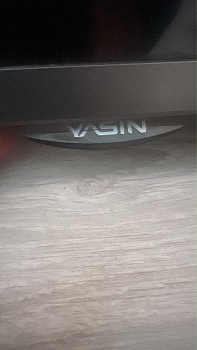 Телевизор Elenberg и Yasin не смарт