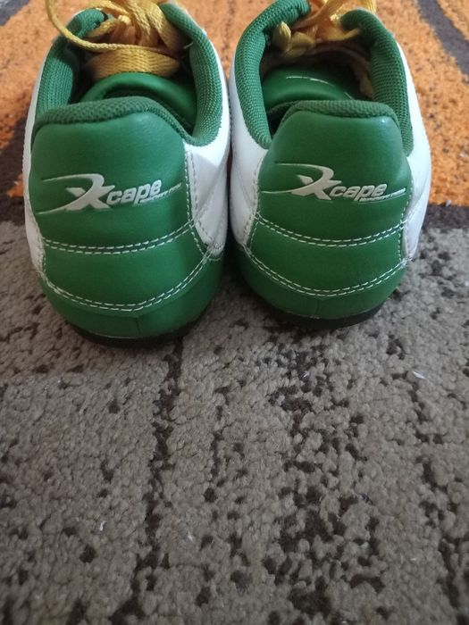 Страхотни детски  бутонки Nike  номер 38.5 и  Xcape 37 номер