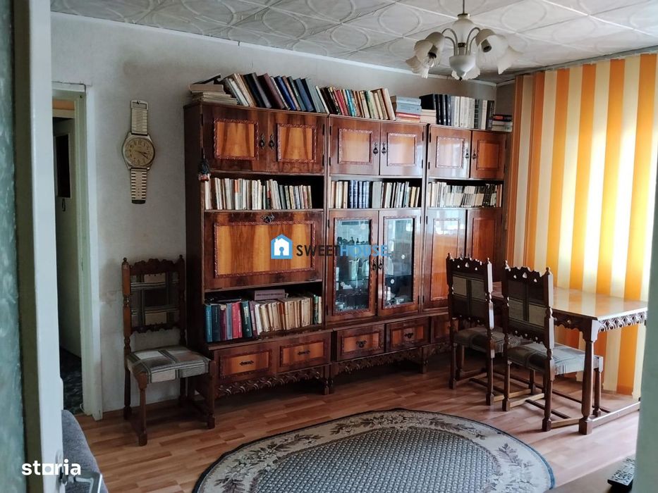 Apartament cu 4 Camere  Zona Ultracentrala  B-Dul Unirii