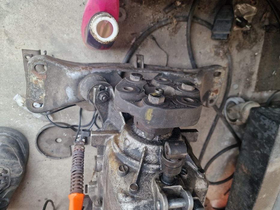 5 ZF Ръчна скоростна кутия от V8 e34