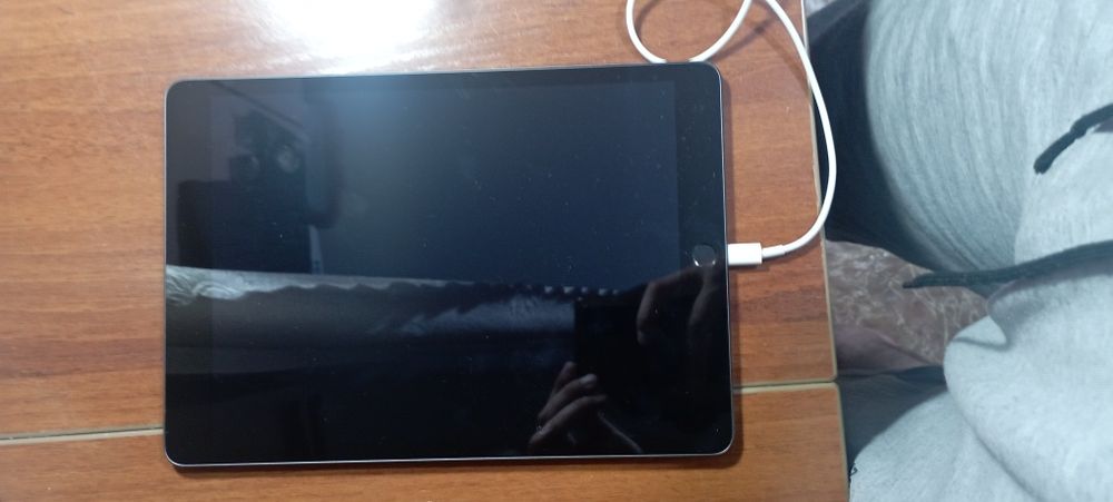 Продам ipad 9-го поколения