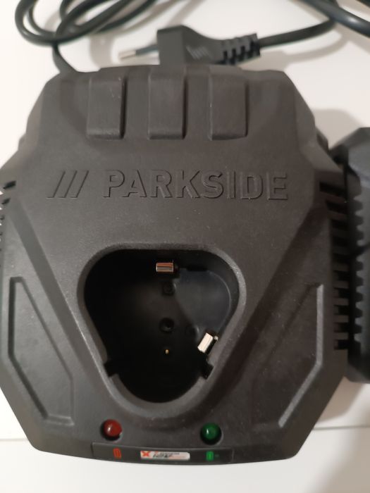 12 V - 4.5 Ah Зарядно устройство Parkside/ Парксайд