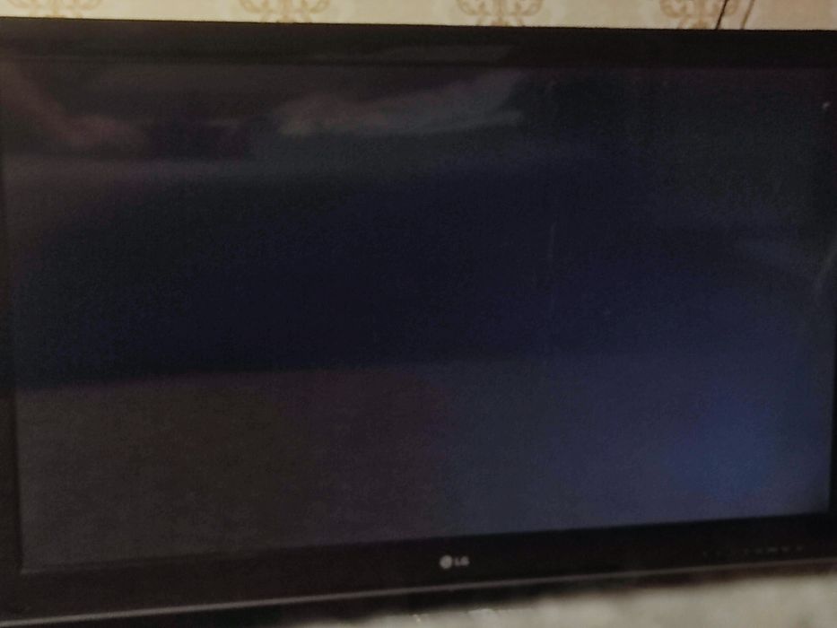 Телевизор LG 107см.