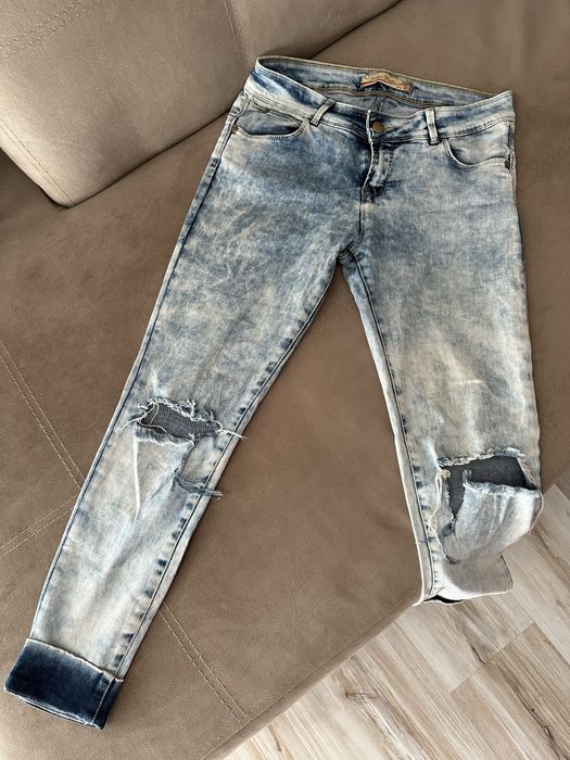 Дънки и къси панталони по 20-25лв