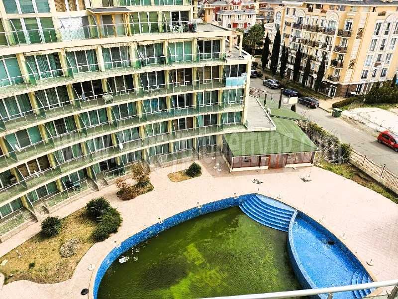 Продава се Двустаен апартамент в к.к. Слънчев бряг - 63 кв.м за 913 €/кв.м - Снимка #4