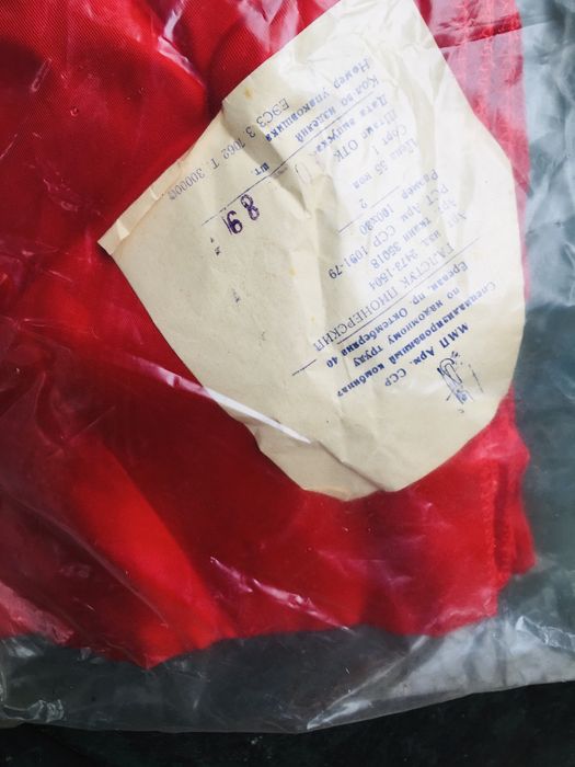 Vand cravate noi , rosii de pionier import U.R.S.S.