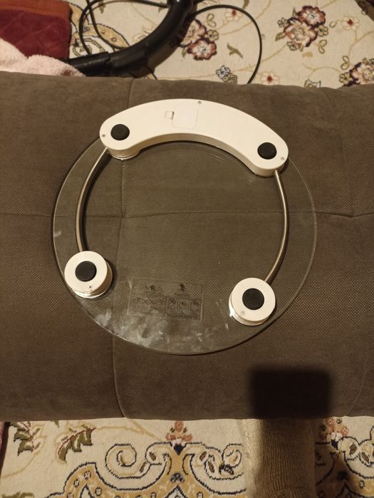 Весы для взвешивания тела