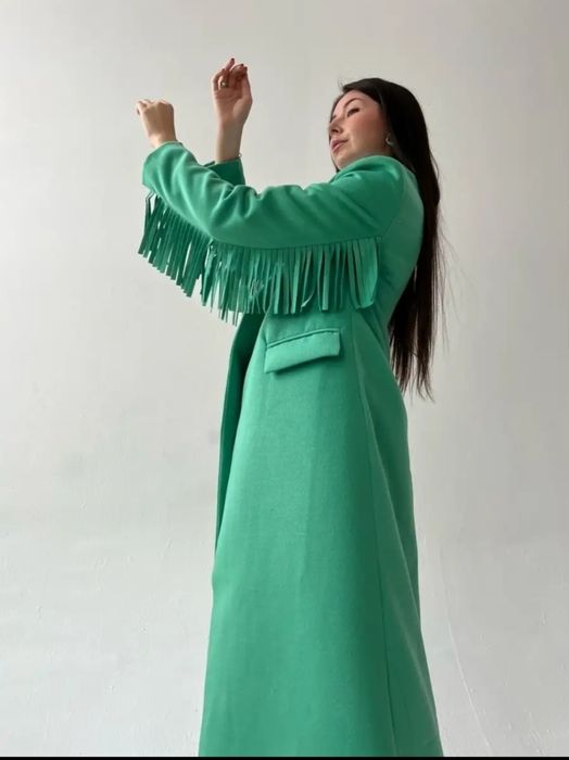 Пальто демисезонное