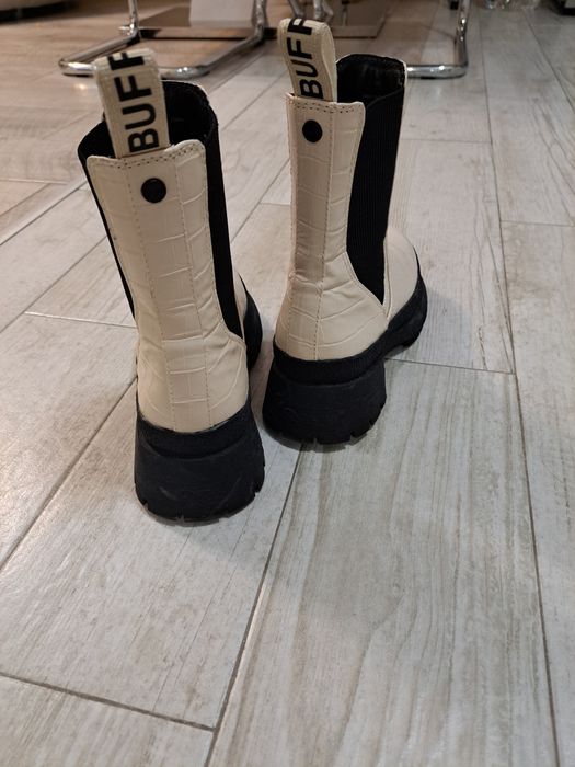 #Дамски боти #страхотни##