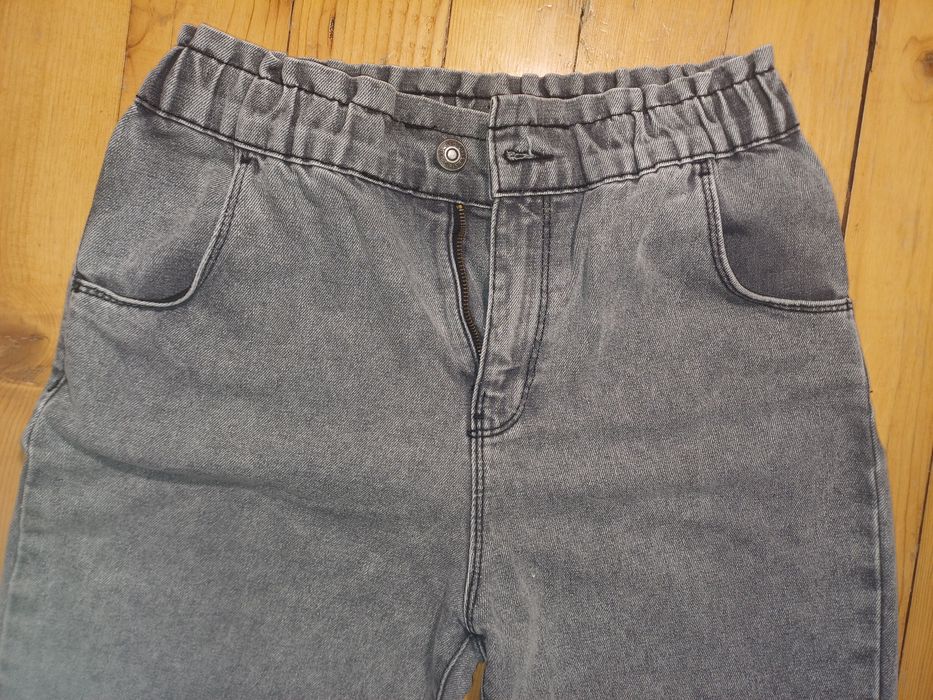 Сиви дънки LC WAIKIKI