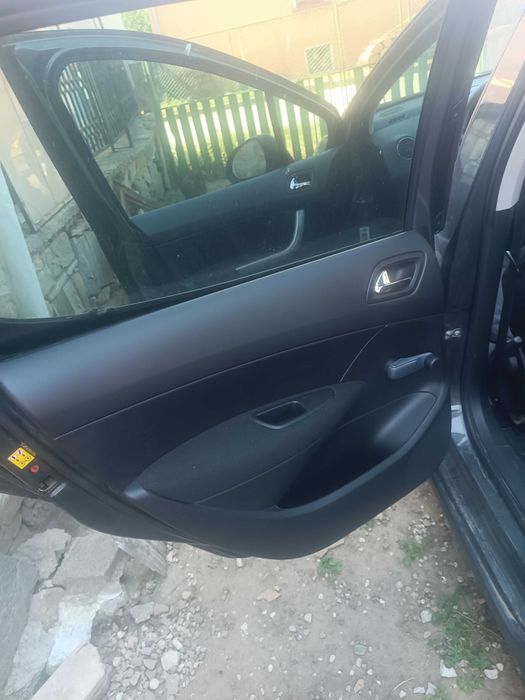 Peugeot 308,2009г.,1.6 бензин.