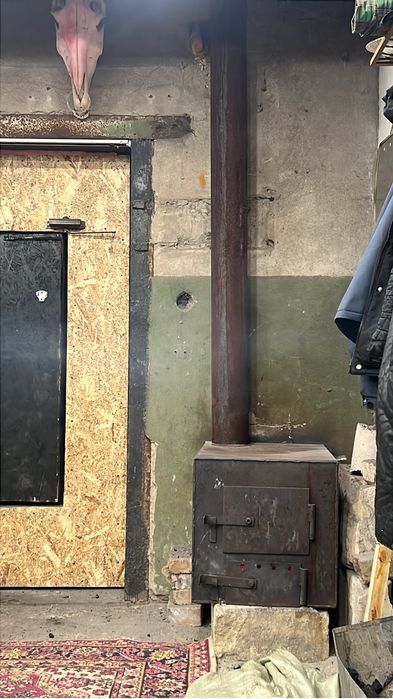 Гараж в обществе автомобилист.