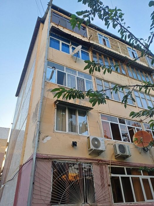 Квартира сотилади сартепода бозорча оркасида