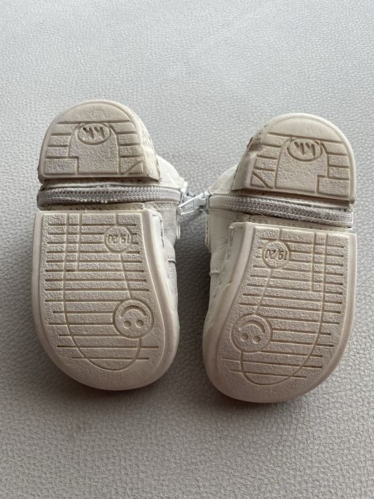 Колев и Колев Буйки за прохождане, размер 19/20 EU