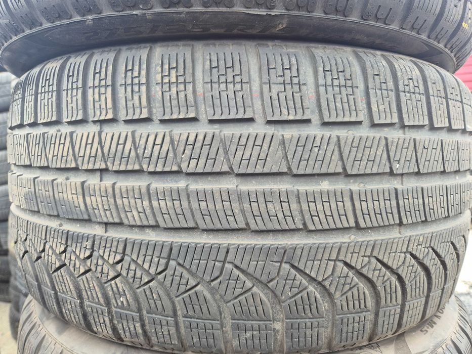 4 Anvelope de IARNA - 275/35/19 - PIRELLI - ORIGINALE BMW M - CA UNELE NOI - DOT 2024 !