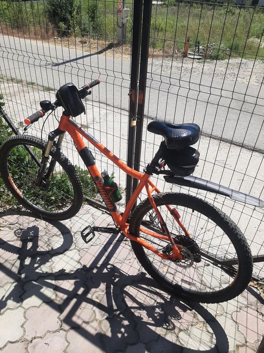 Vând bicicletă roti 29