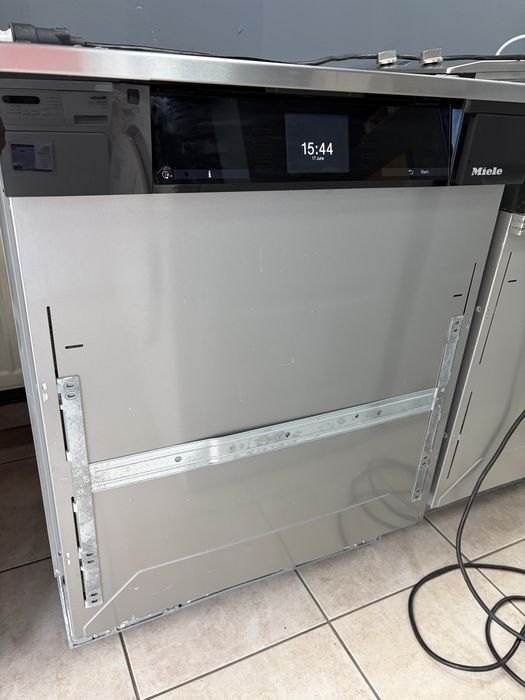 Miele G 6905 sci XXL миялна за частично вграждане AutoOpen/24 мес гаранция