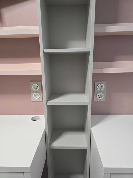 Красива и практична поръчкова детска стая- много добро състояние