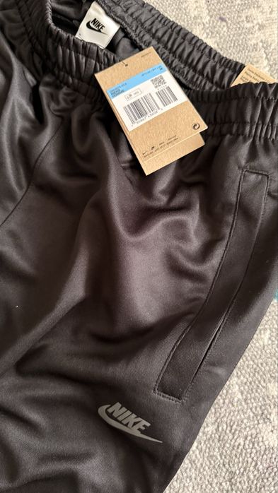 Nike долнище НОВО!