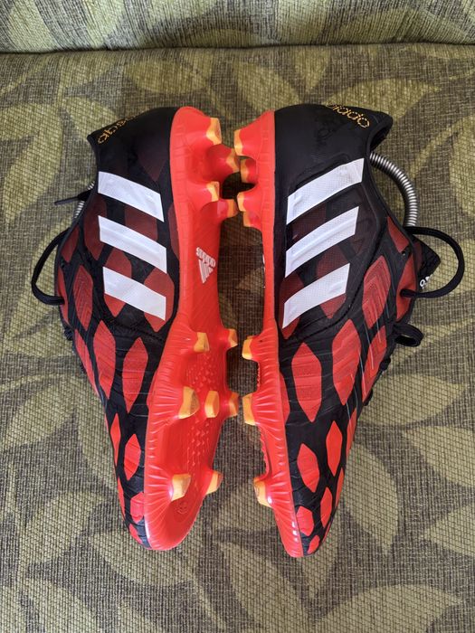 Футболни обувки Adidas Absolado