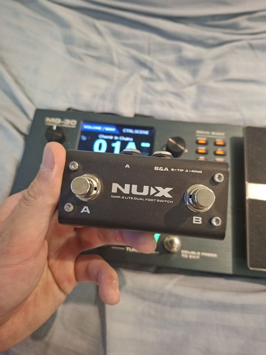 Гитарный процессор Nux MG-30