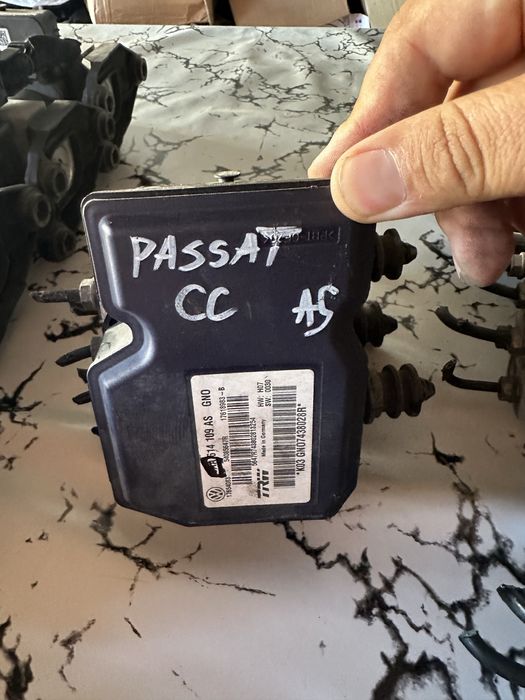 ABS помпа модул Абс за Vw Passat CC B7 3AA 614 109 AS