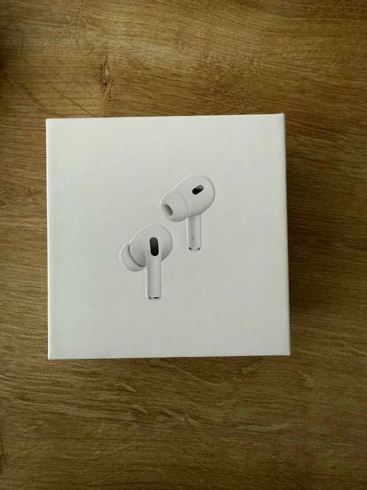 Căști wireless tip AirPods Pro – stare foarte bună | autonomie mare