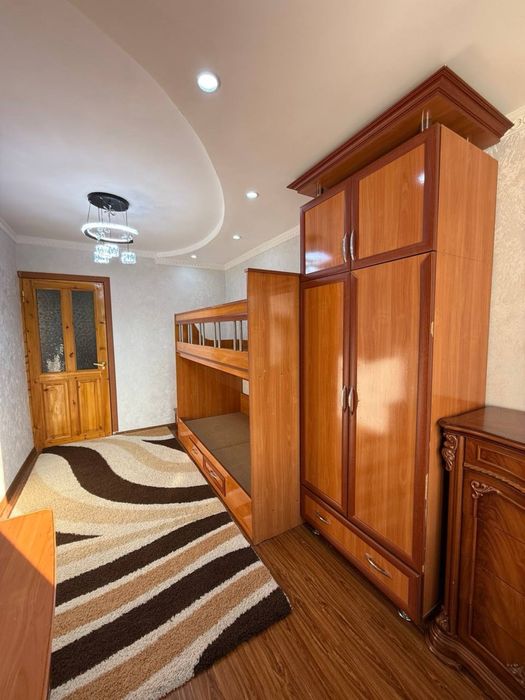 Продается 3 ком. Квартира площадью 65 кв.   По ул. Гагарина