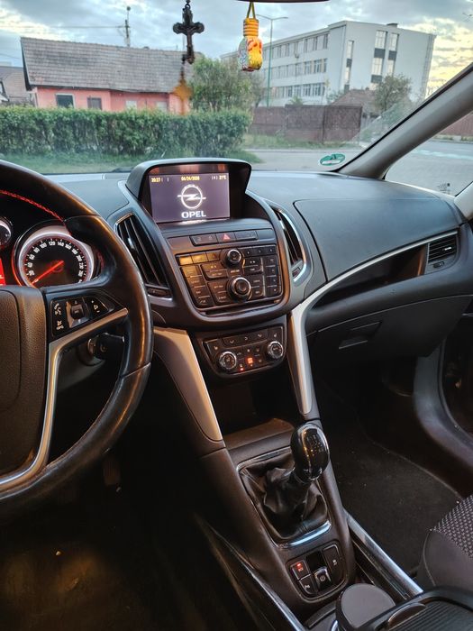 OPEL Zafira